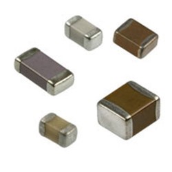 100 COND. CERA CMS  NPO 50V 1206 0.82PF