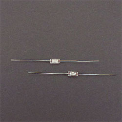 CONDENSATEUR STYROFLEX  47pf  5% 500Vcc