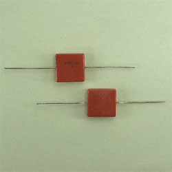 CONDENSATEUR MICA 610pF / 2% / 500Vcc