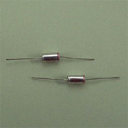 CONDENSATEUR STYROFLEX  18nf  1% 160Vcc