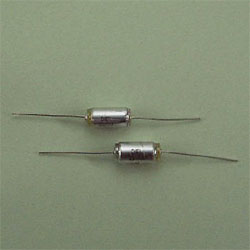CONDENSATEUR STYROFLEX  22nF  2,5% 63Vcc