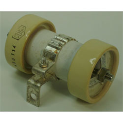CONDENSATEUR HT - 270pF -7,5kV - +/- 10%