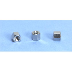 ENTRETOISE TARAUDEE F > F 3x5mm 15P