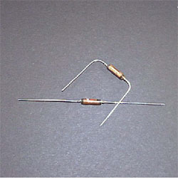 SELF SUR FERRITE  82H   LOT 2 Pices